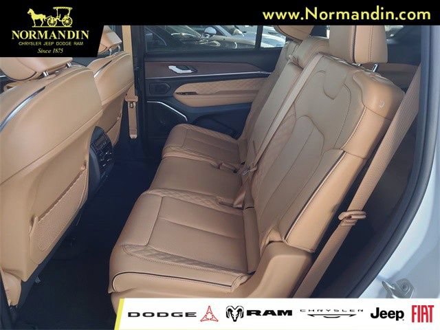 New 2024 Jeep Grand Cherokee L Summit AWD/4WD image 23