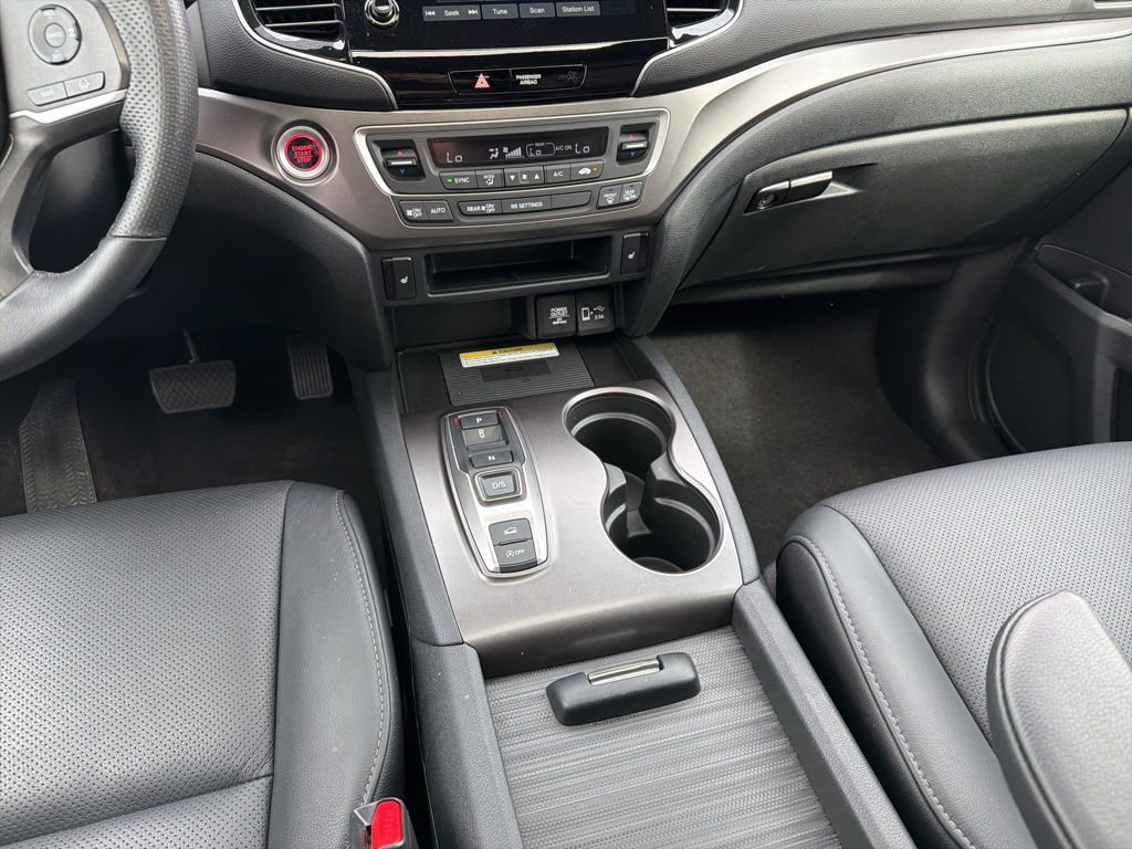 Certified 2023 Honda Passport EX-L image 16