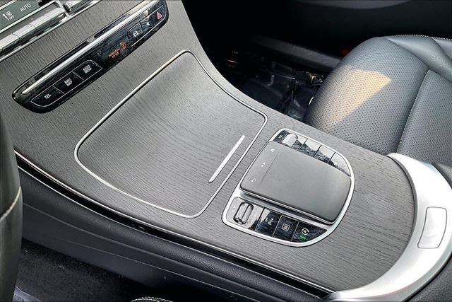 Certified 2022 Mercedes-Benz GLC 300 4MATIC w/ Multimedia Package Lite image 13