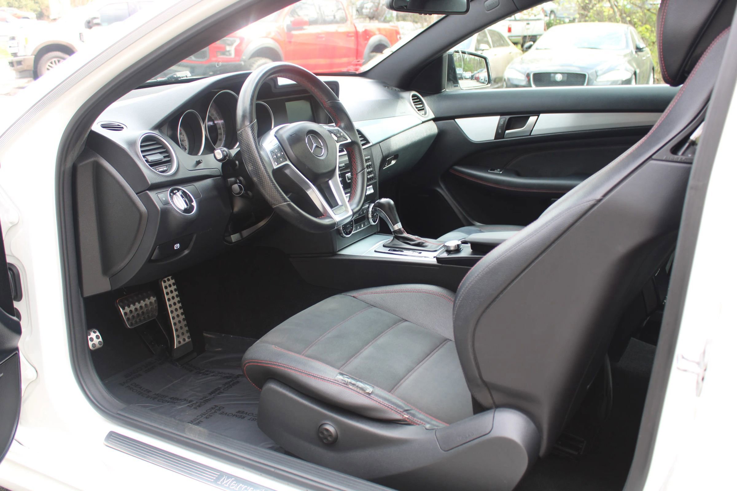 Used 2015 Mercedes-Benz C 250 Coupe w/ Sport Package image 17