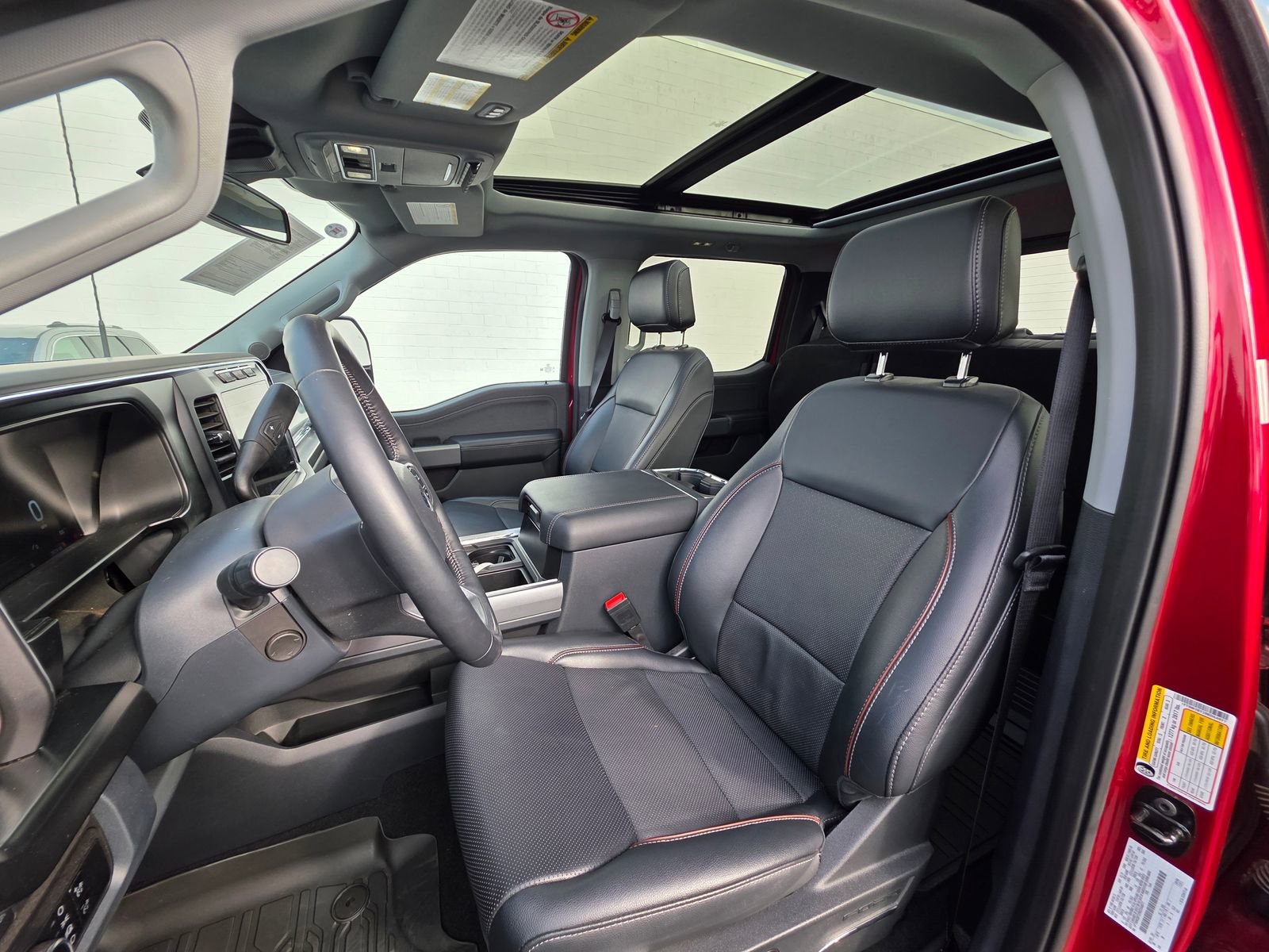 Used 2024 Ford F250 Lariat w/ Sport Appearance Package image 11