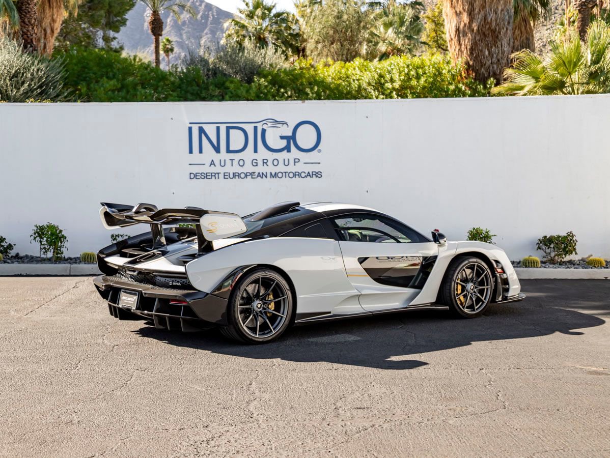 Used 2019 McLaren Senna RWD image 6