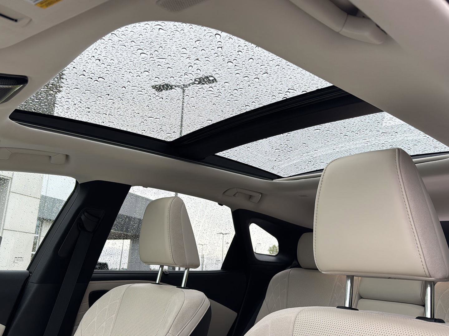 Used 2023 Lexus RX 350 w/ Accessory Package (Z1) image 27