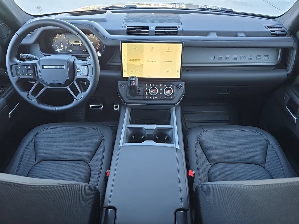 New 2026 Land Rover Defender 110 V8 AWD/4WD image 9