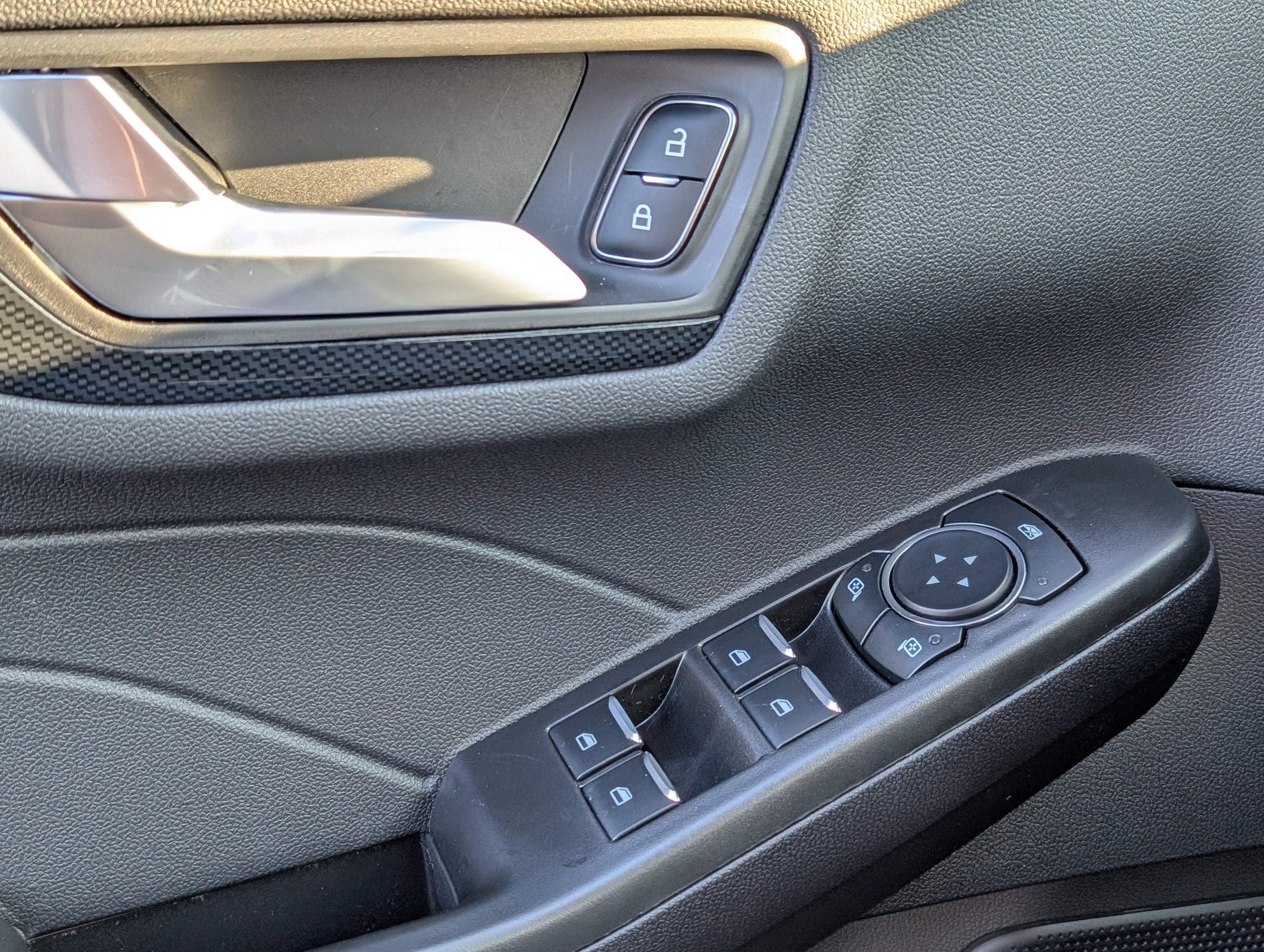 New 2026 Ford Escape ST-Line w/ Tech Pack #1 image 16