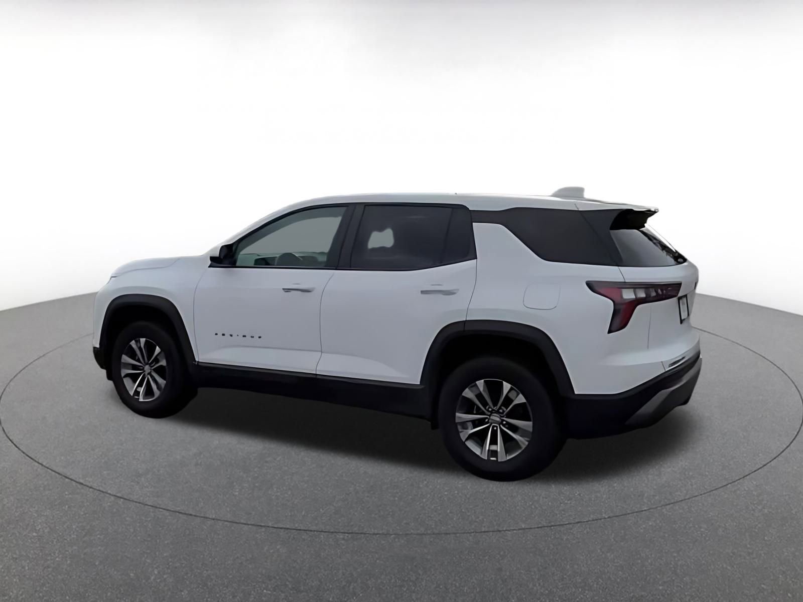 Used 2025 Chevrolet Equinox LT image 16