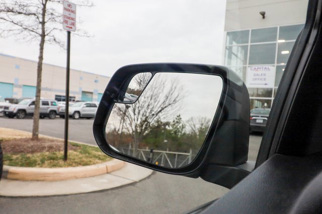 Used 2020 GMC Canyon SLE image 57