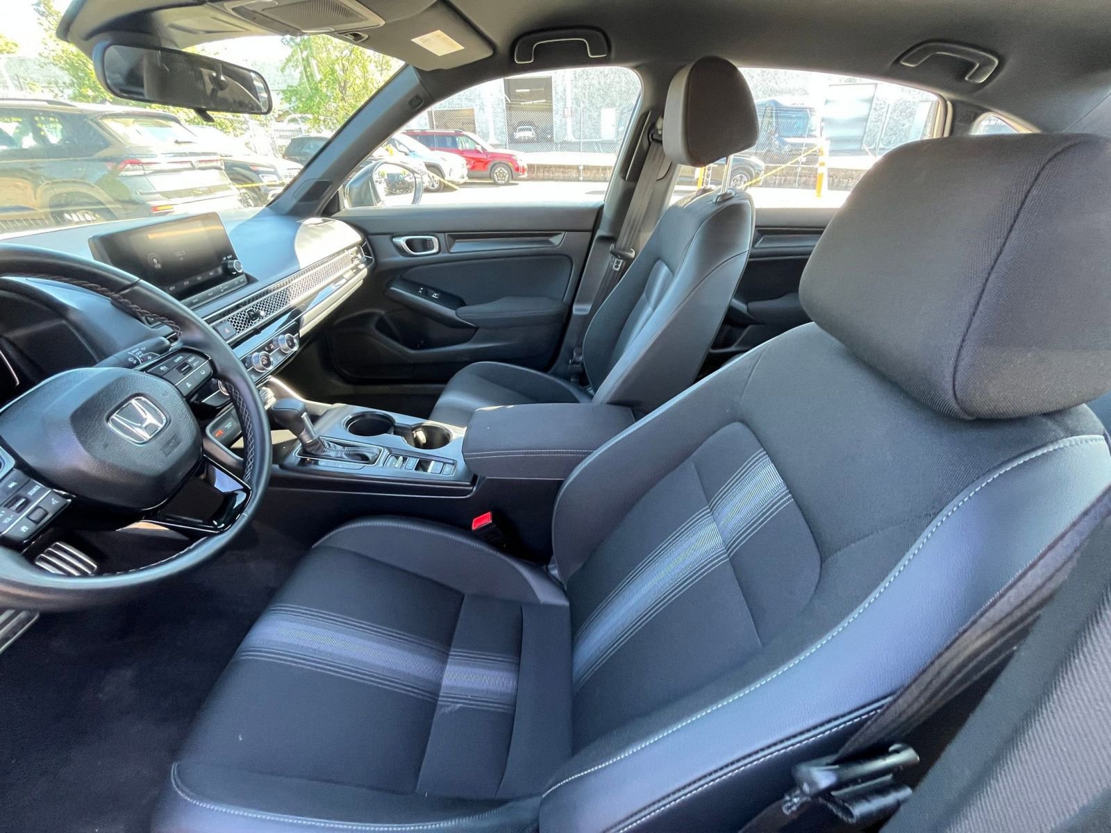 Used 2025 Honda Civic Sport image 24