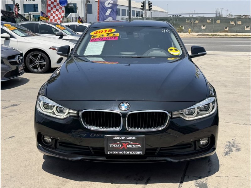 Used 2018 BMW 320i Sedan RWD image 2