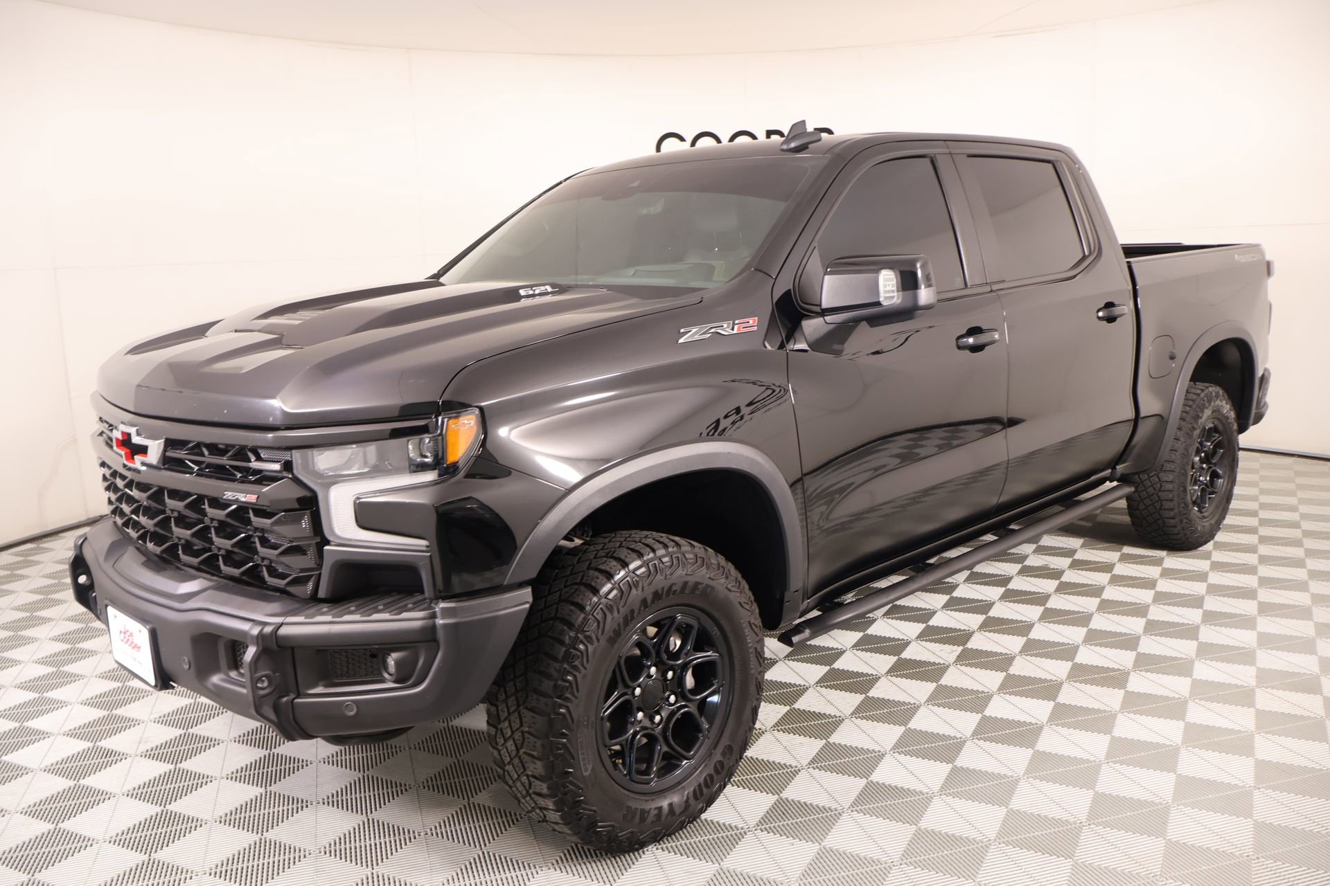 Used 2024 Chevrolet Silverado 1500 ZR2 w/ ZR2 Bison Edition AWD/4WD image 11