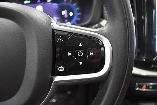 Used 2022 Volvo XC60 B5 Inscription w/ Climate Package image 30