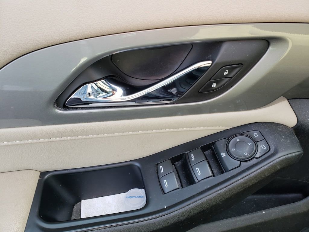 Used 2023 Chevrolet Traverse LT w/ LPO, Floor Liner Package image 14