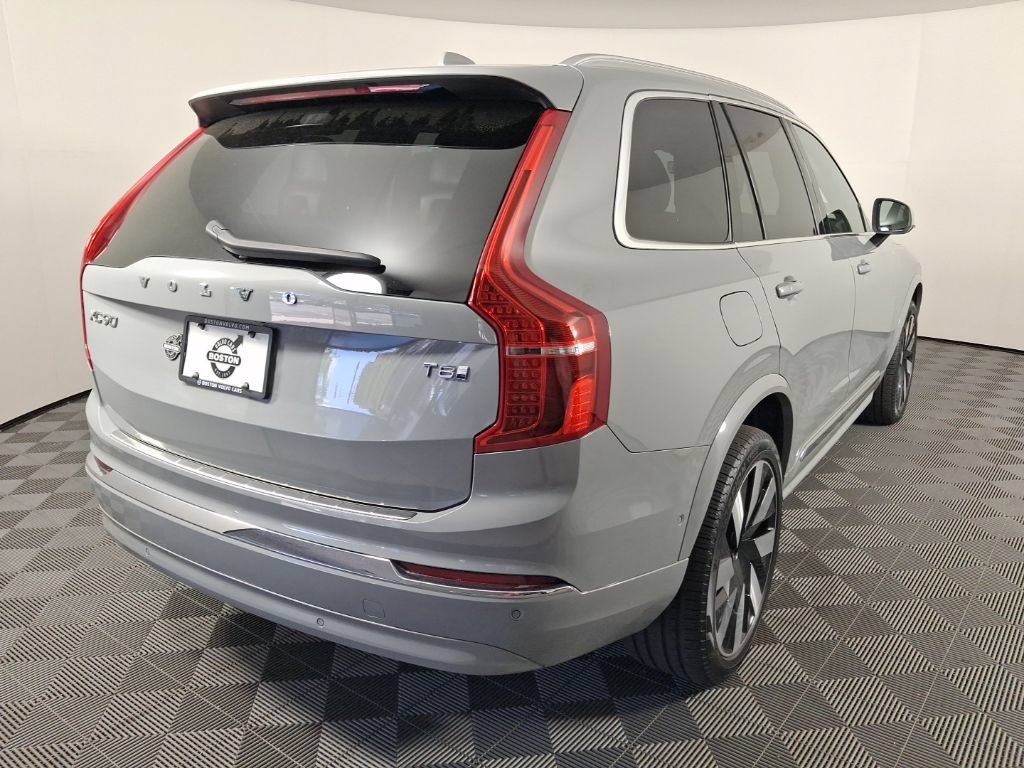 Certified 2025 Volvo XC90 T8 Plus w/ Protection Package AWD/4WD image 11