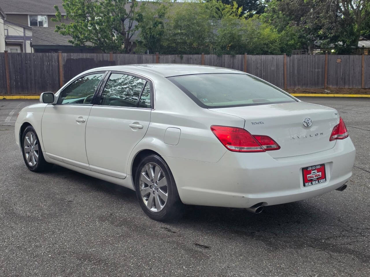 Used 2006 Toyota Avalon XLS FWD image 35