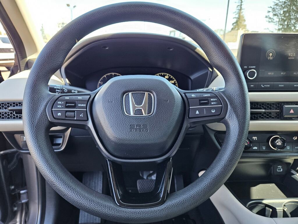 Used 2023 Honda HR-V LX image 18