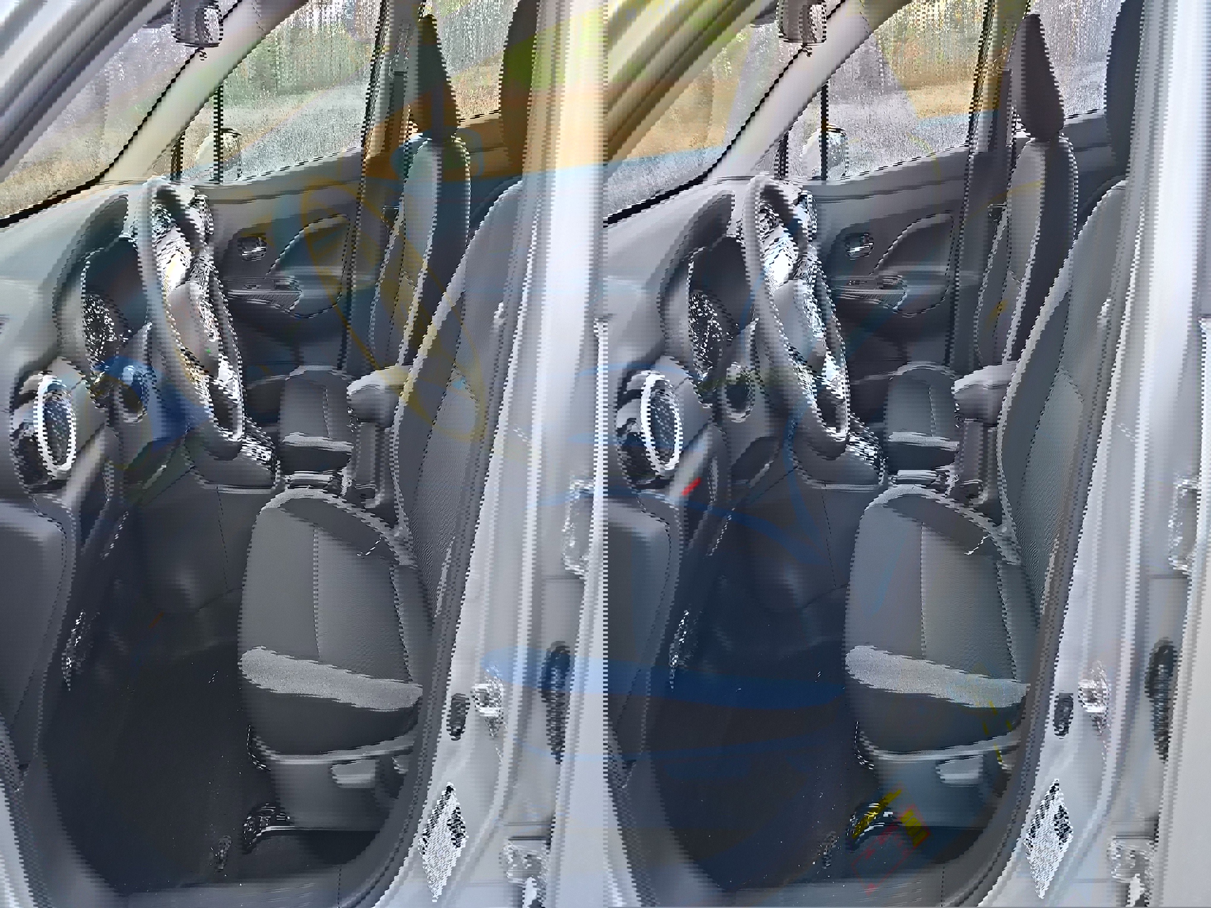 New 2025 Nissan Versa SV w/ Trunk Package image 4