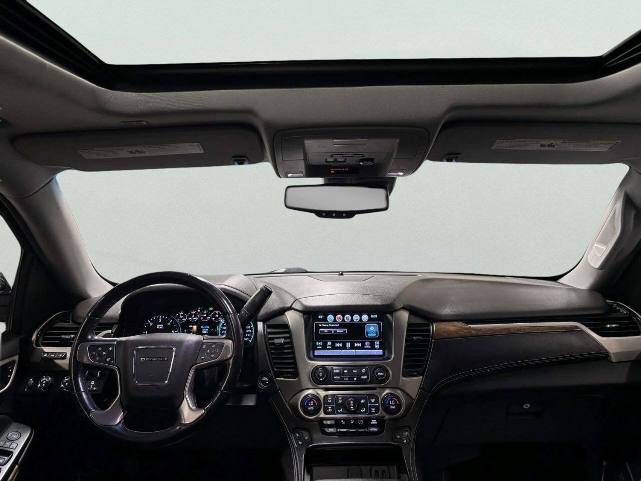 Used 2019 GMC Yukon XL Denali w/ Open Road Package AWD/4WD image 26