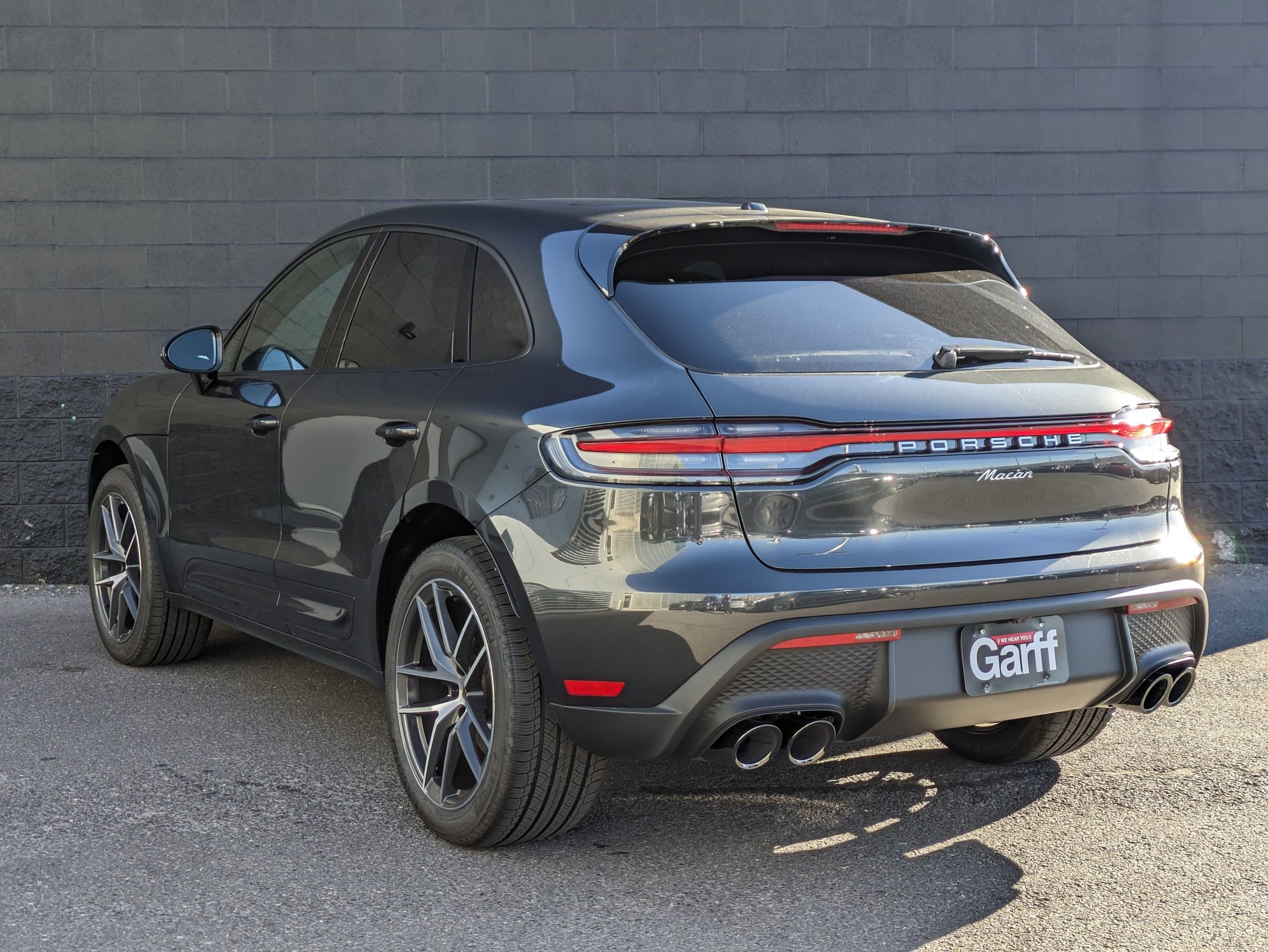 Certified 2025 Porsche Macan image 3