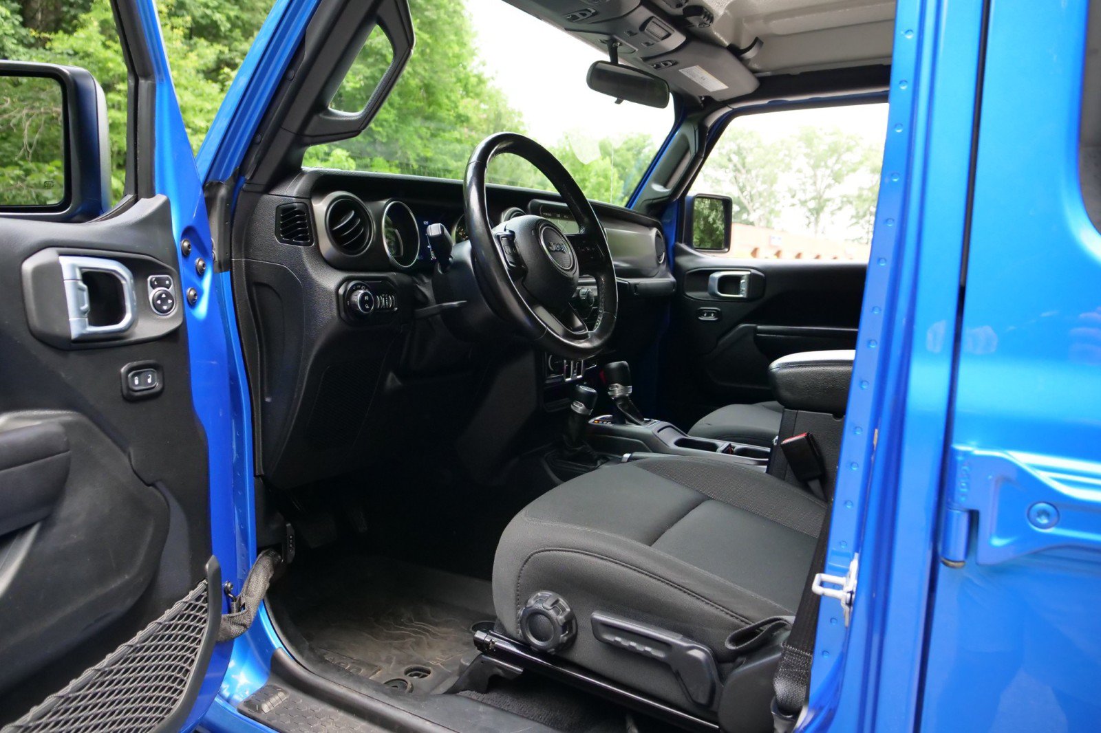 Used 2021 Jeep Gladiator Sport AWD/4WD image 20