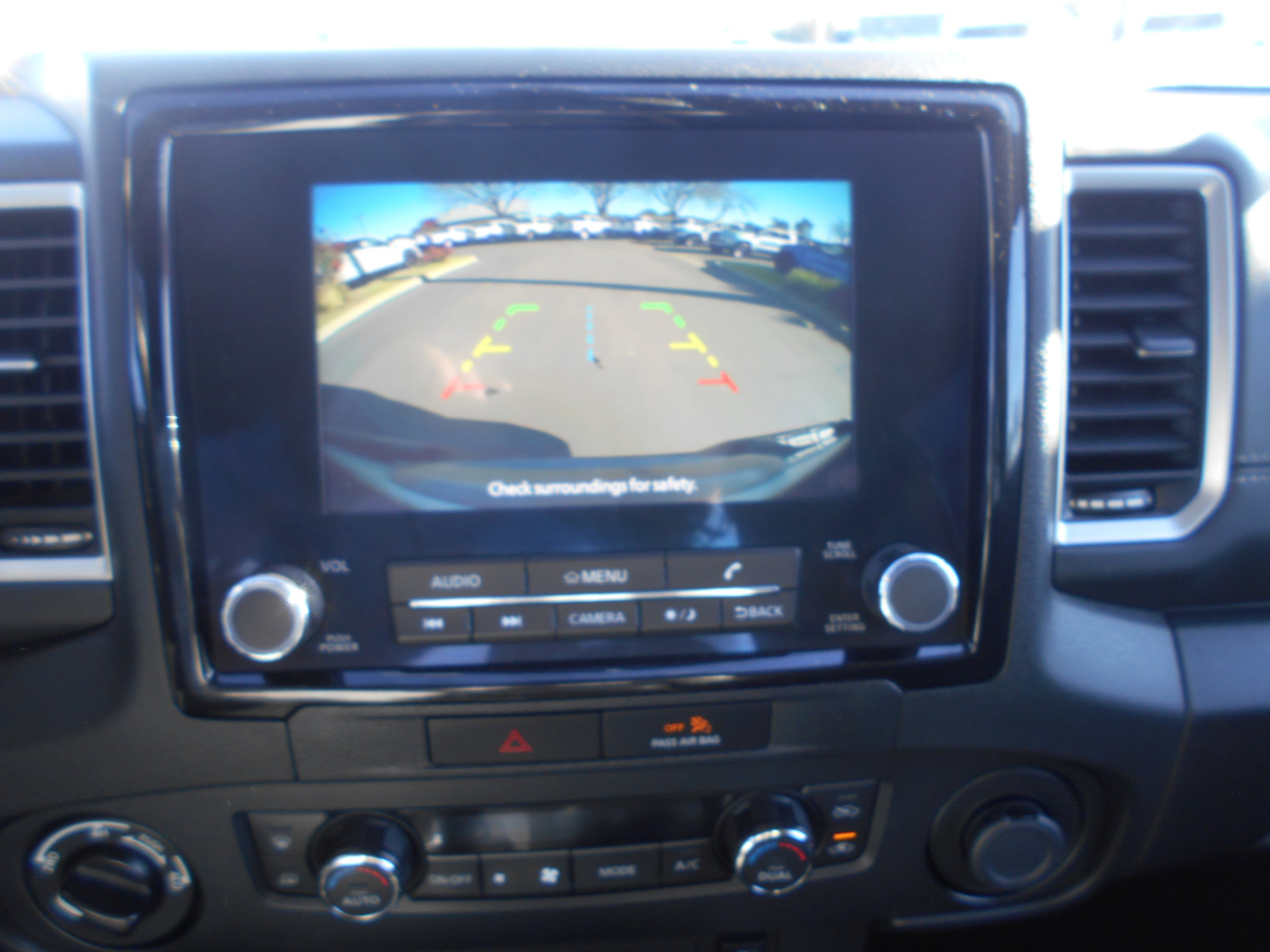 Used 2023 Nissan Frontier SV w/ Technology Package AWD/4WD image 11