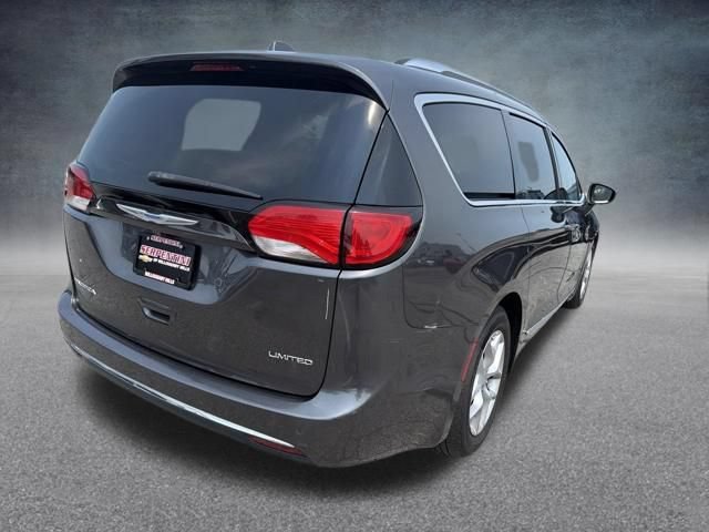 Used 2019 Chrysler Pacifica Limited FWD image 6