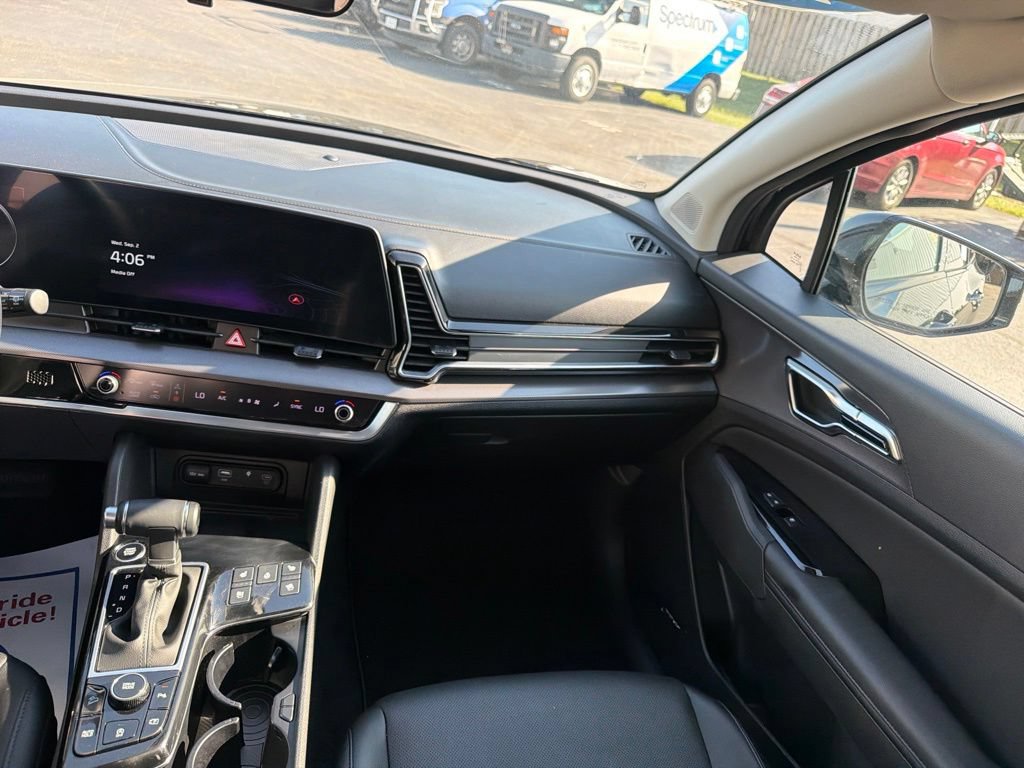 Used 2024 Kia Sportage SX FWD image 22