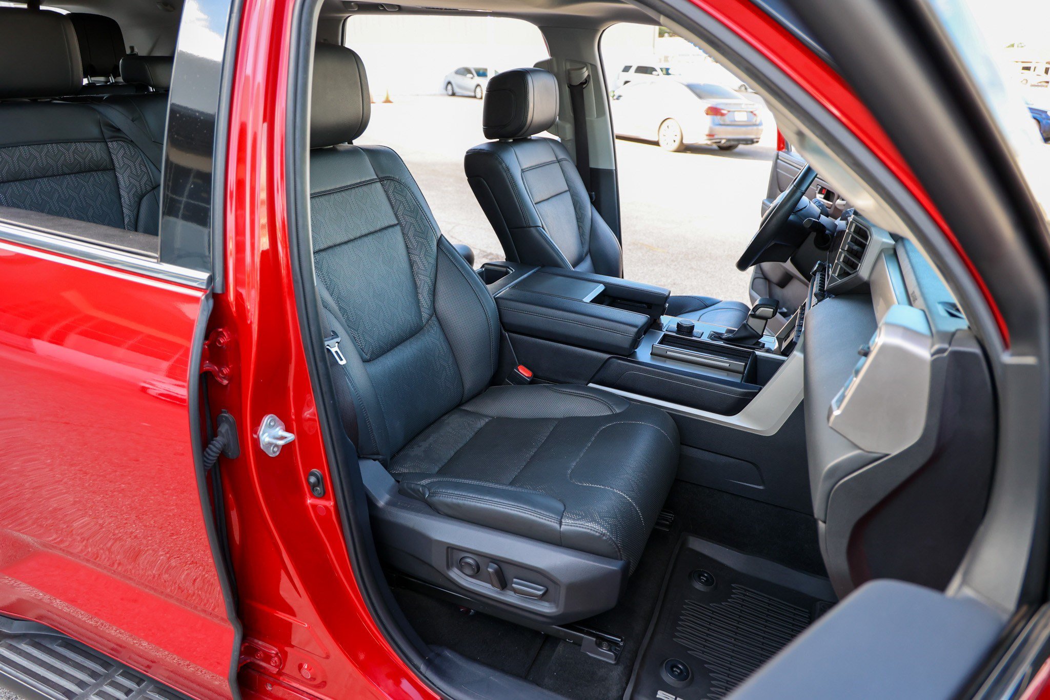 Used 2023 Toyota Sequoia SR5 w/ SR5 Premium Package RWD image 47