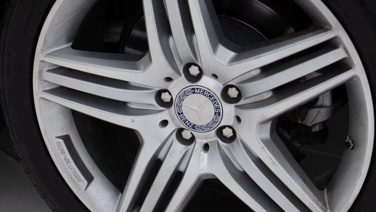 Used 2013 Mercedes-Benz CL 550 4MATIC w/ Sport Pkg image 71