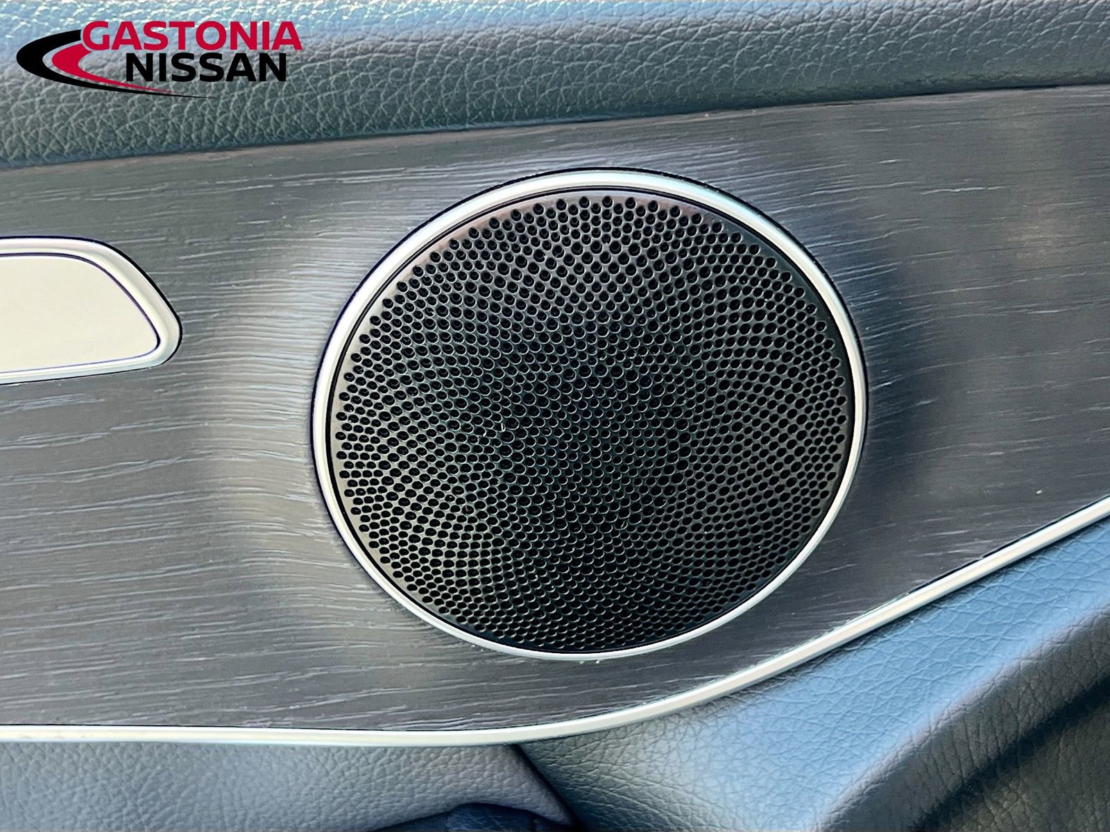 Used 2021 Mercedes-Benz GLC 300 image 25