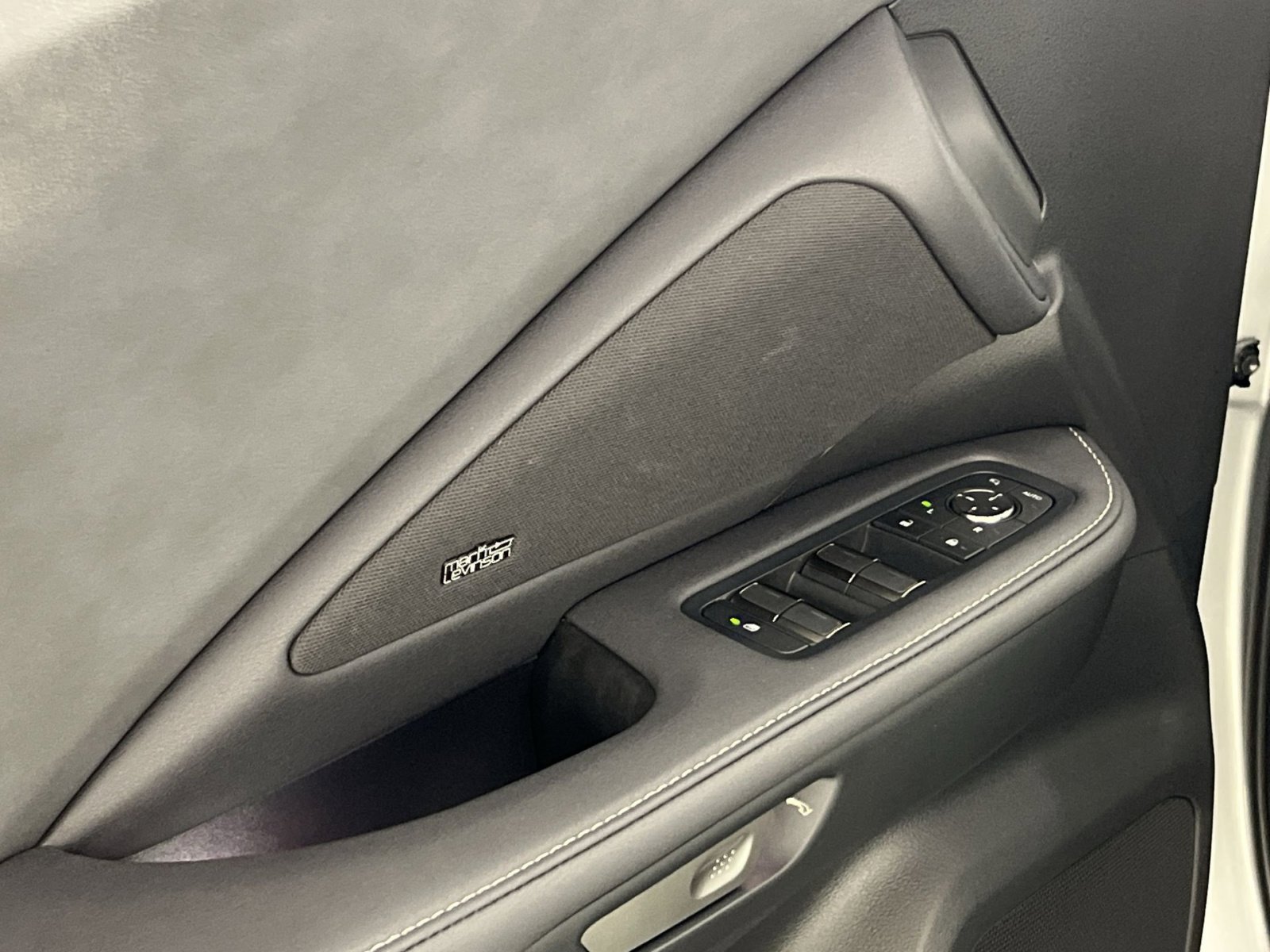 Used 2026 Lexus TX 550h AWD Plug-In Hybrid image 15