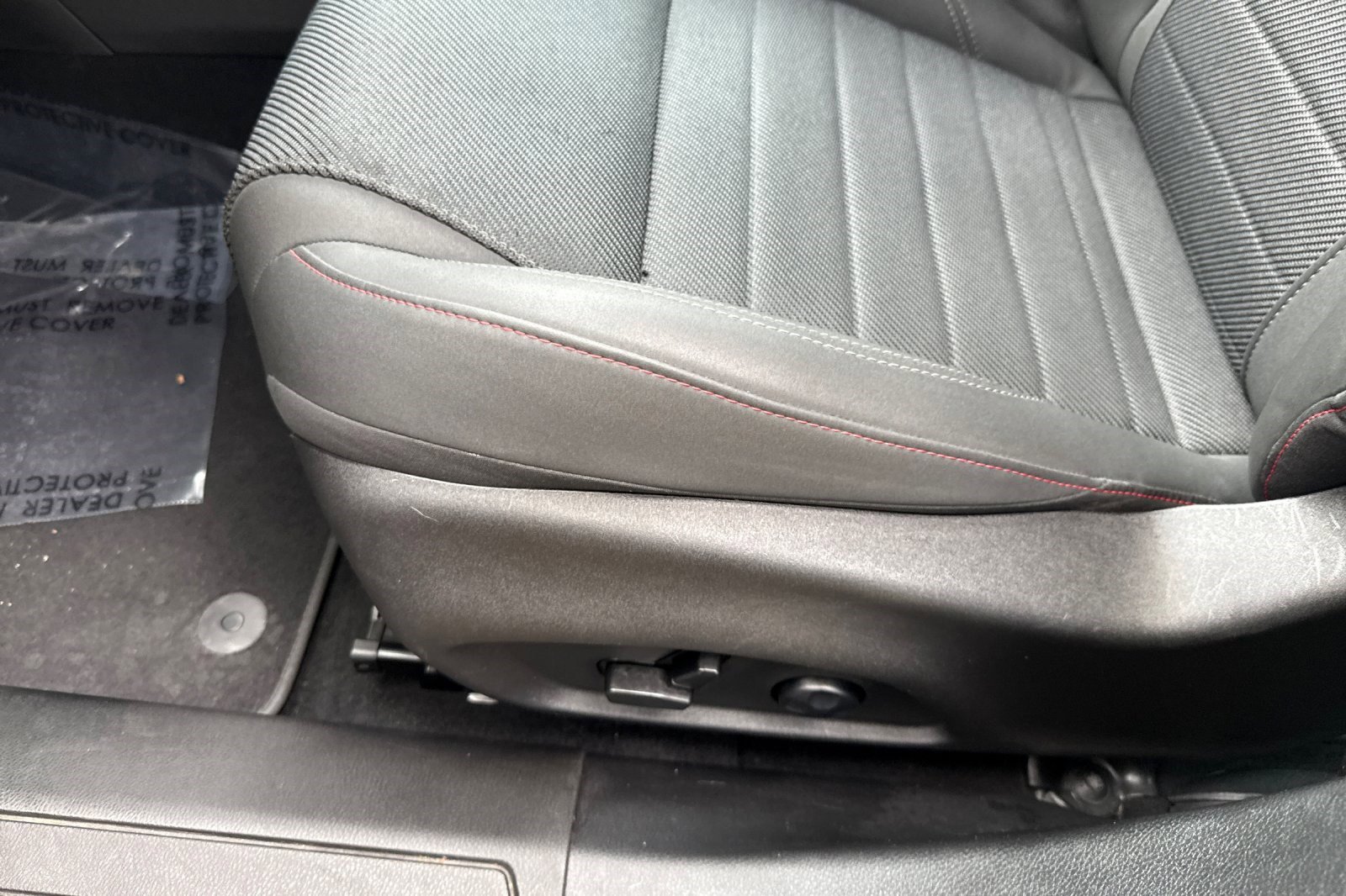 Used 2024 Dodge Hornet R/T w/ R/T Blacktop Package image 14