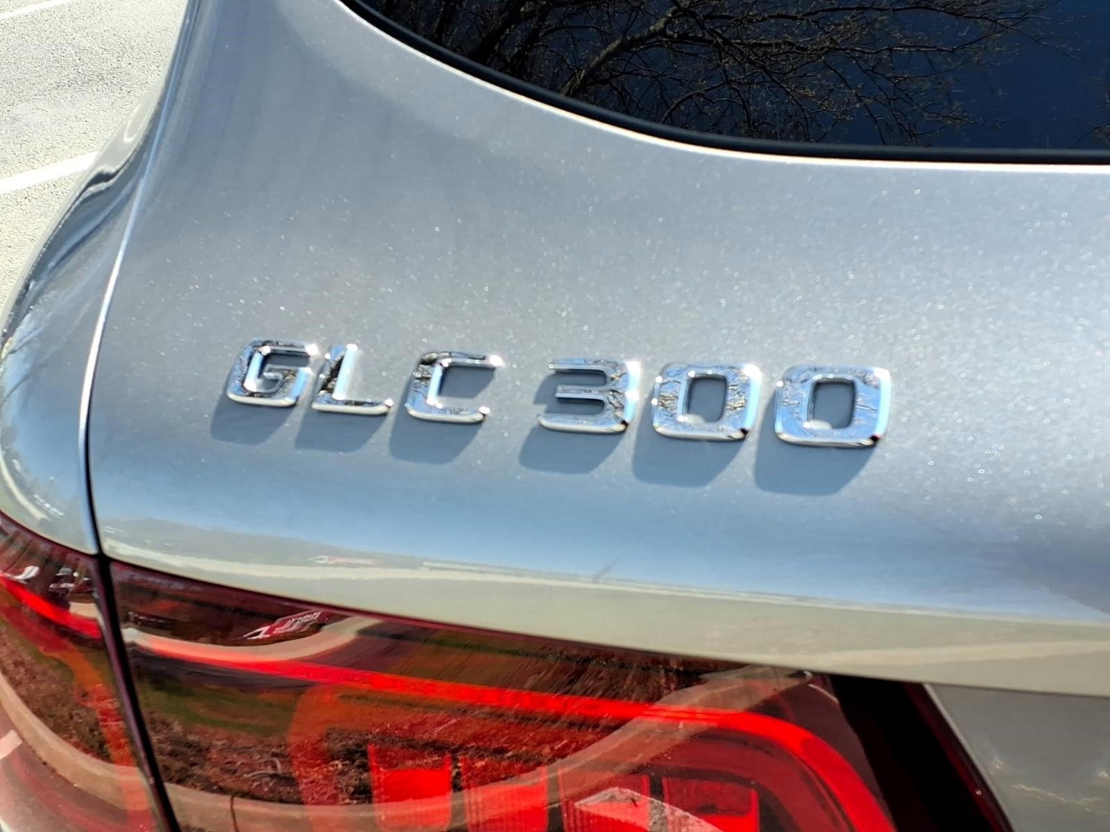 Used 2021 Mercedes-Benz GLC 300 4MATIC image 16