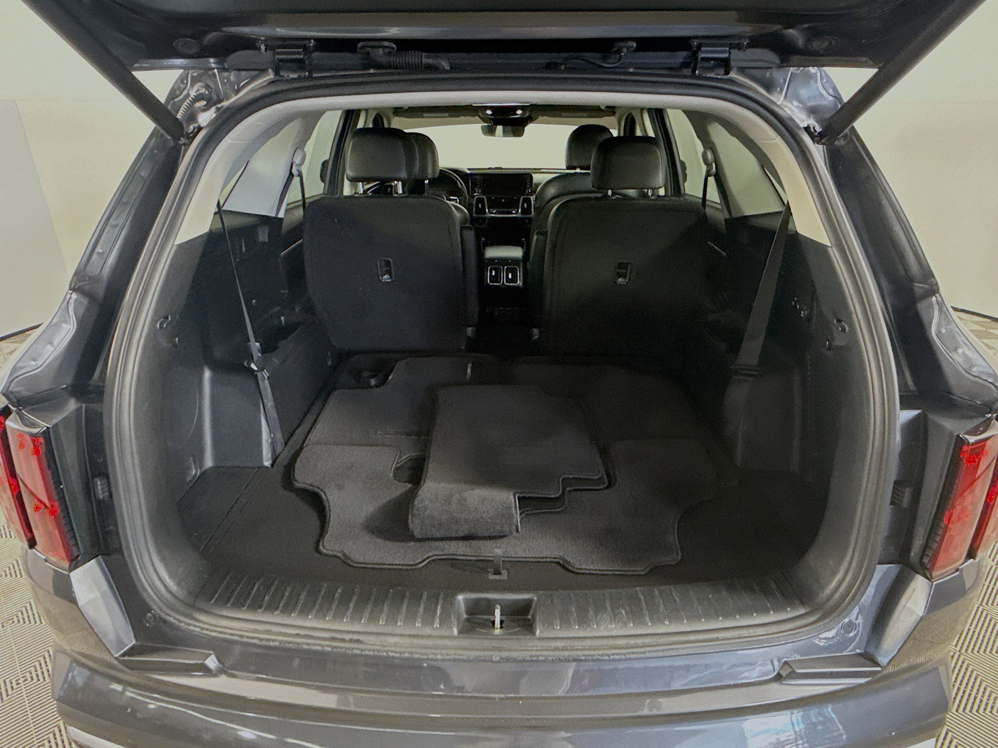 Used 2022 Kia Sorento SX w/ Panoramic Sunroof Package image 35