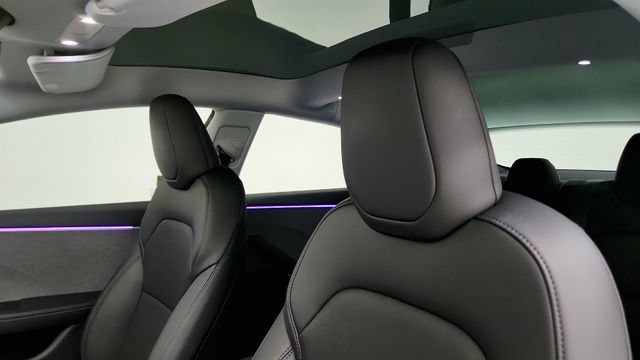 Used 2025 Tesla Model 3 RWD image 45