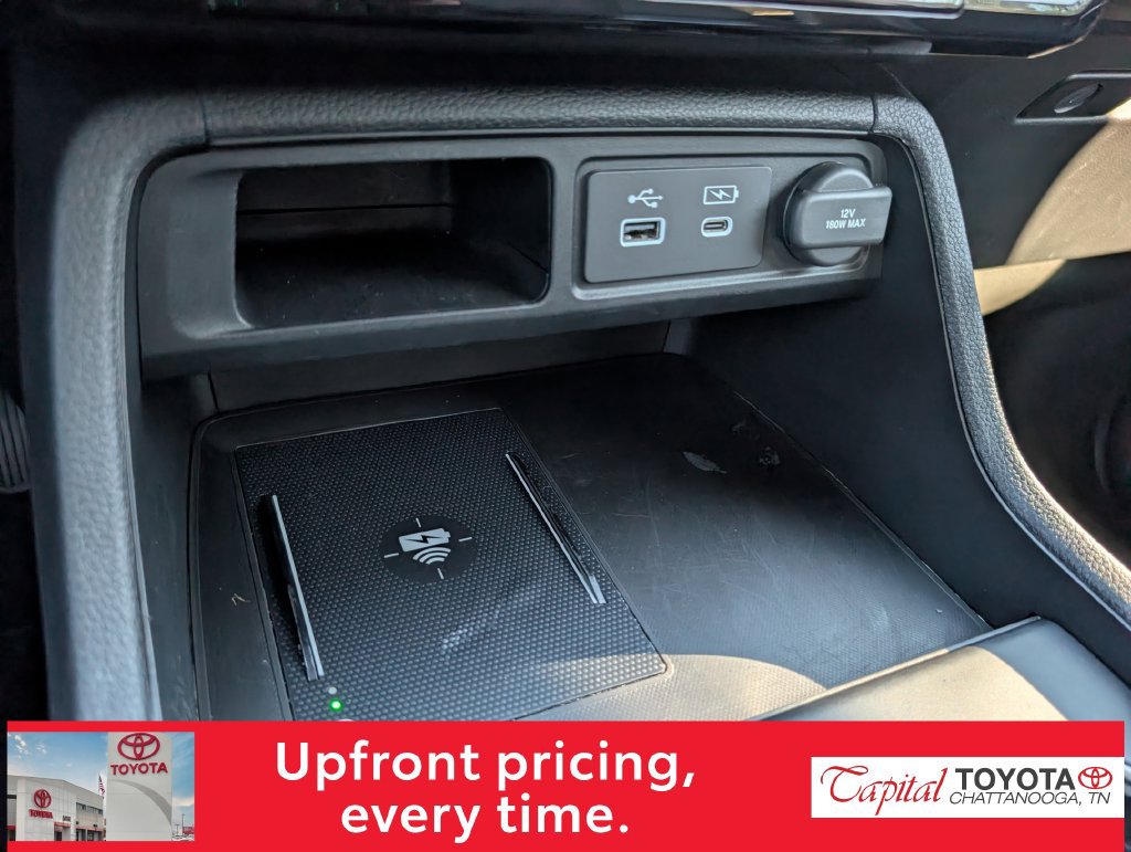 Used 2024 Honda Pilot Touring image 22