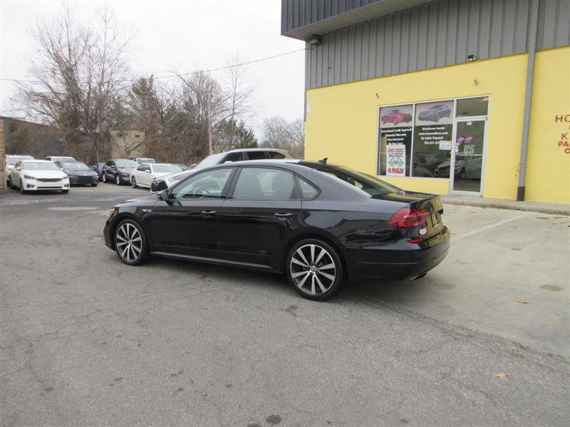 Used 2018 Volkswagen Passat 3.6 image 3