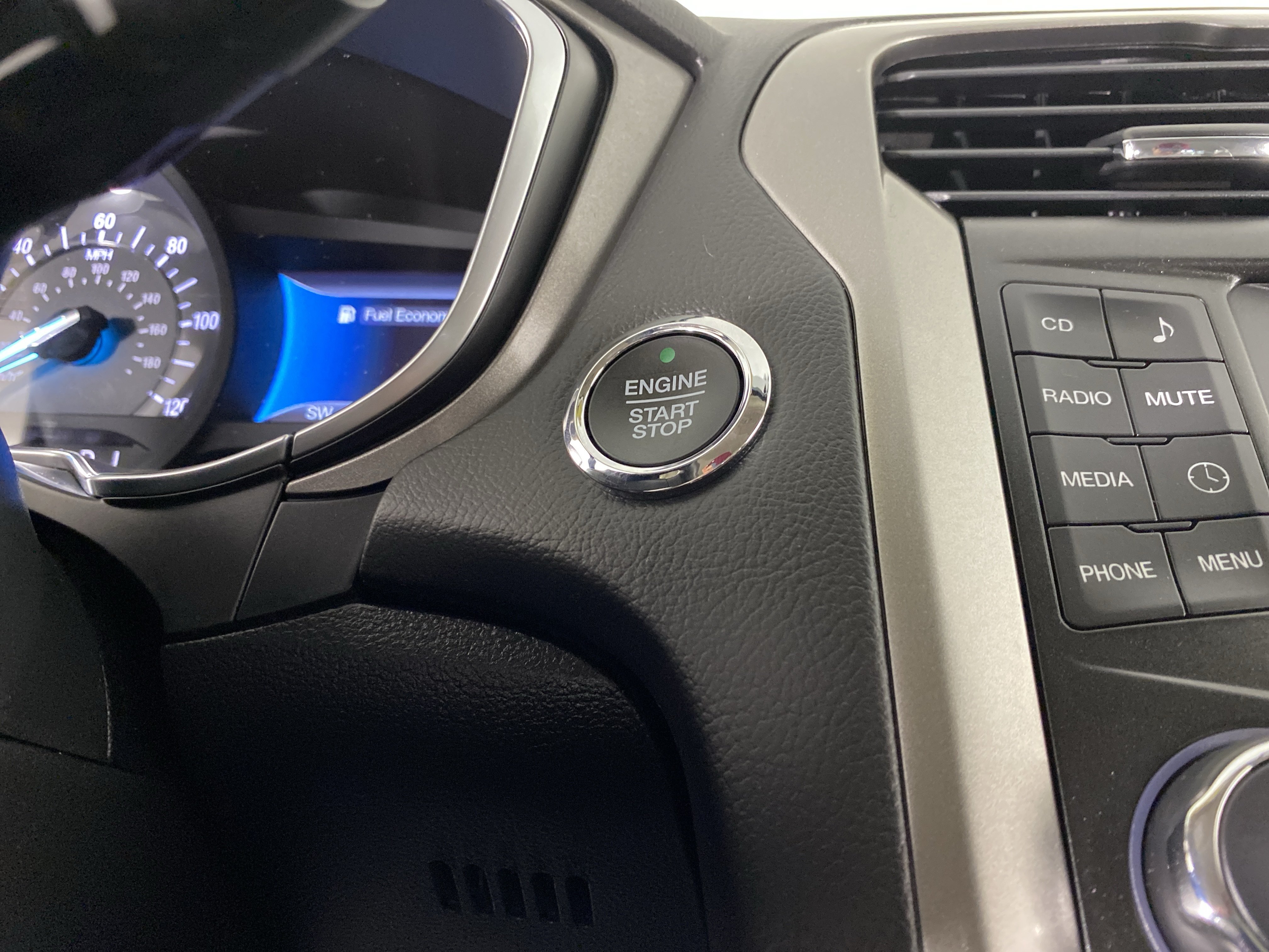 Used 2018 Ford Fusion S FWD image 25