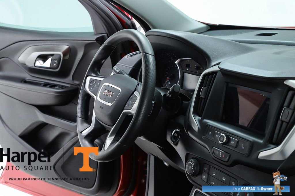 Used 2022 GMC Terrain SLE w/ Elevation Edition image 34