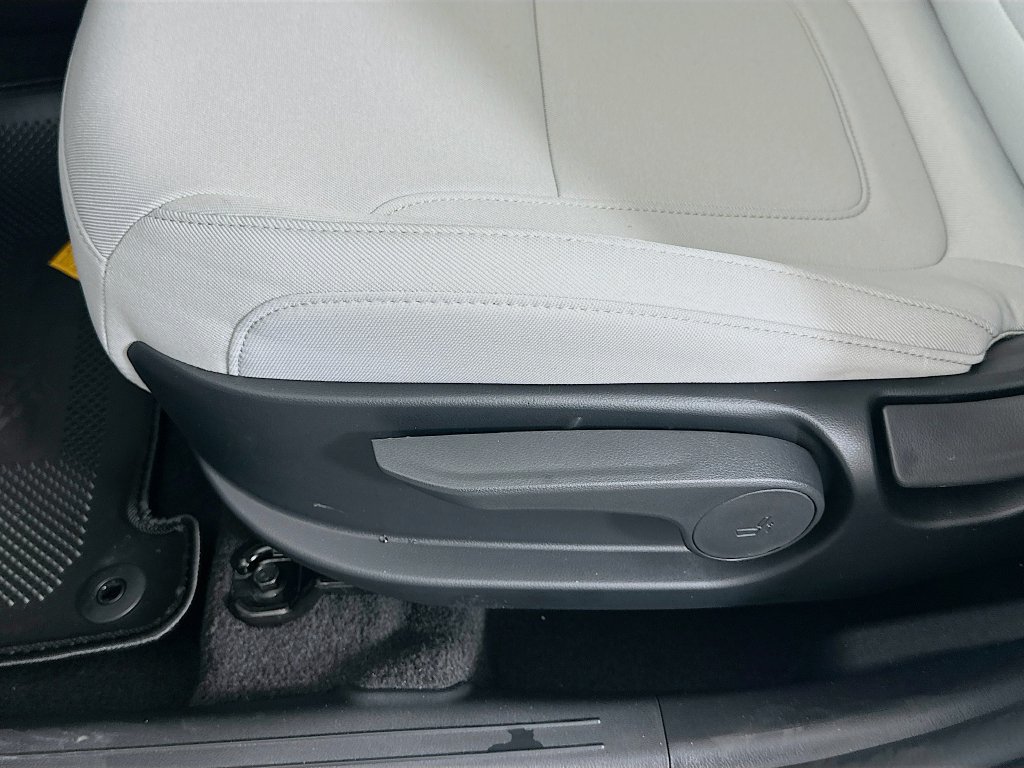 New 2026 Hyundai Tucson SE FWD image 19
