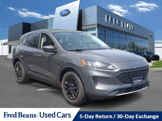 Certified 2022 Ford Escape SE w/ Convenience Package AWD/4WD image 1