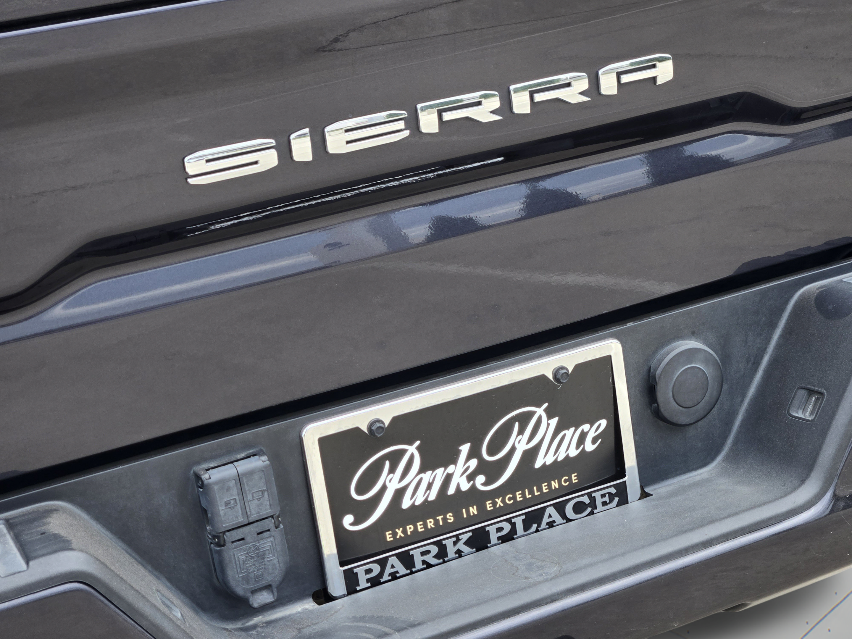 Used 2023 GMC Sierra 1500 AT4 w/ AT4 Premium Package AWD/4WD image 41