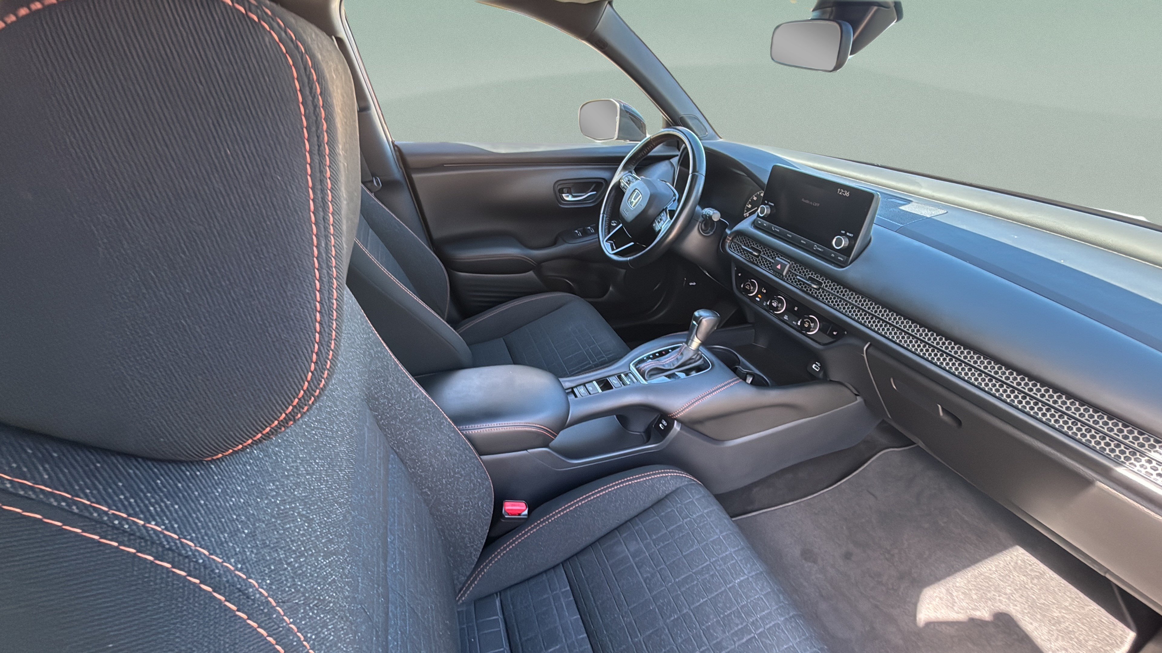Used 2025 Honda HR-V Sport image 23