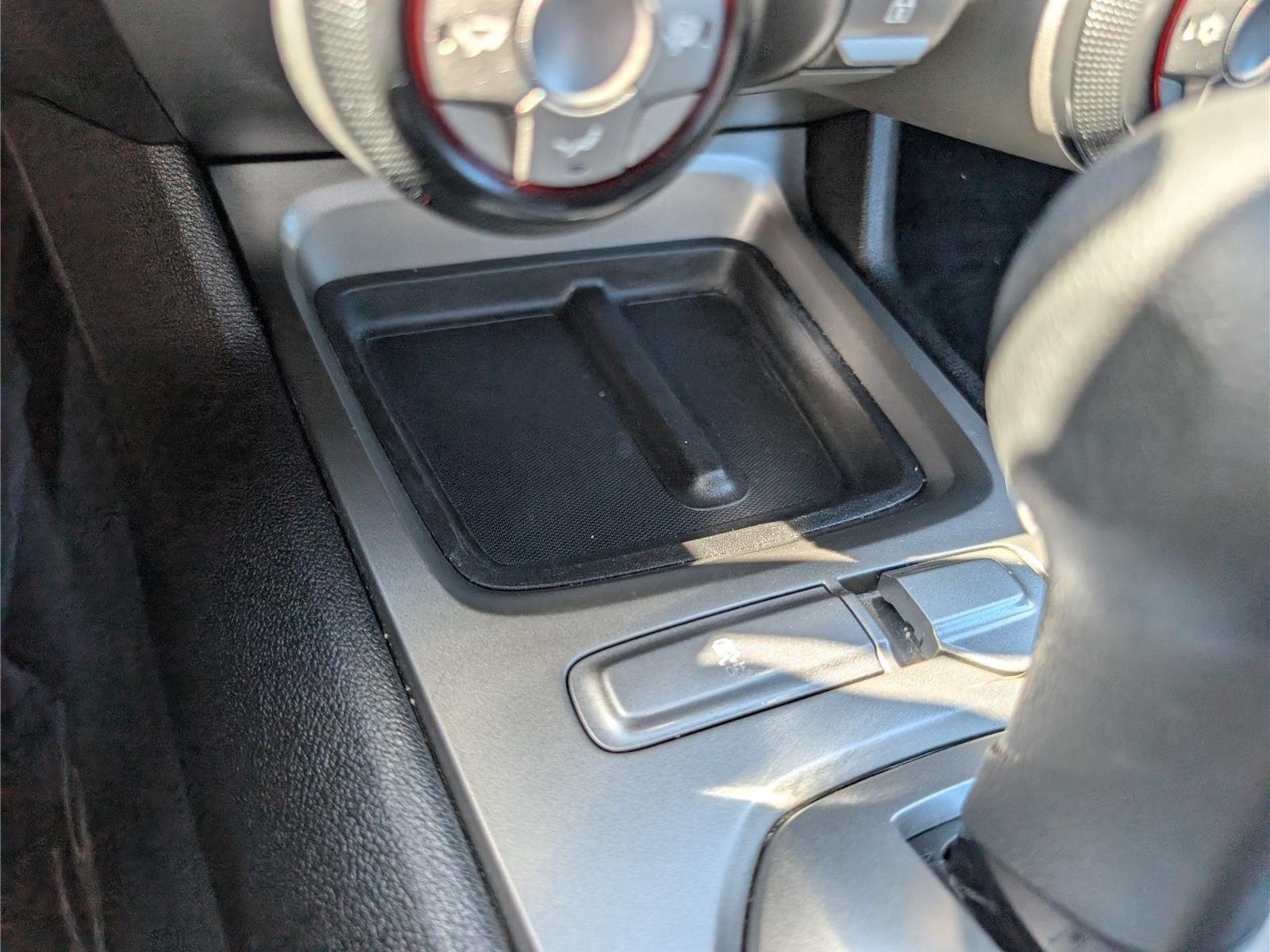 Used 2015 Chevrolet Camaro LS RWD image 20