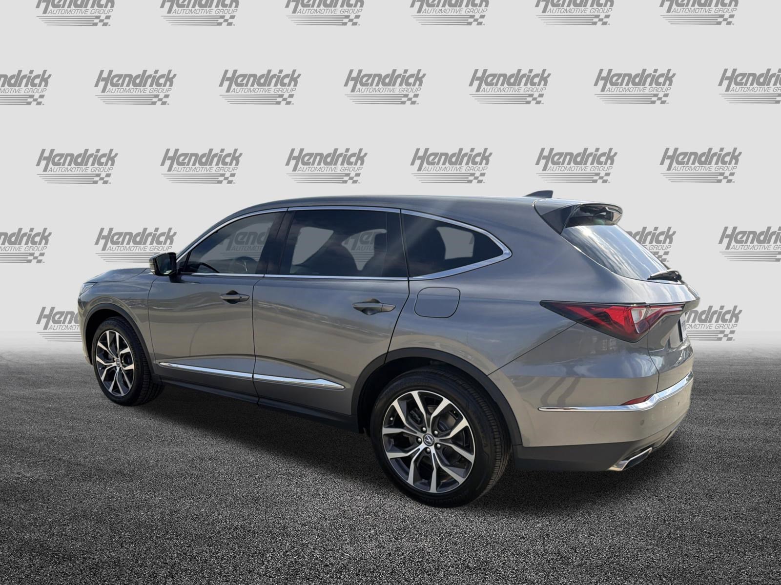 Certified 2024 Acura MDX FWD w/ Technology Package image 8