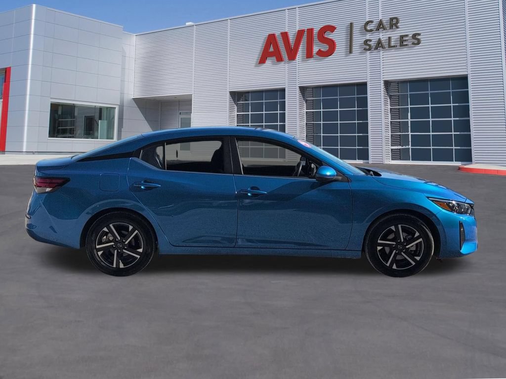 Used 2025 Nissan Sentra SV FWD image 5