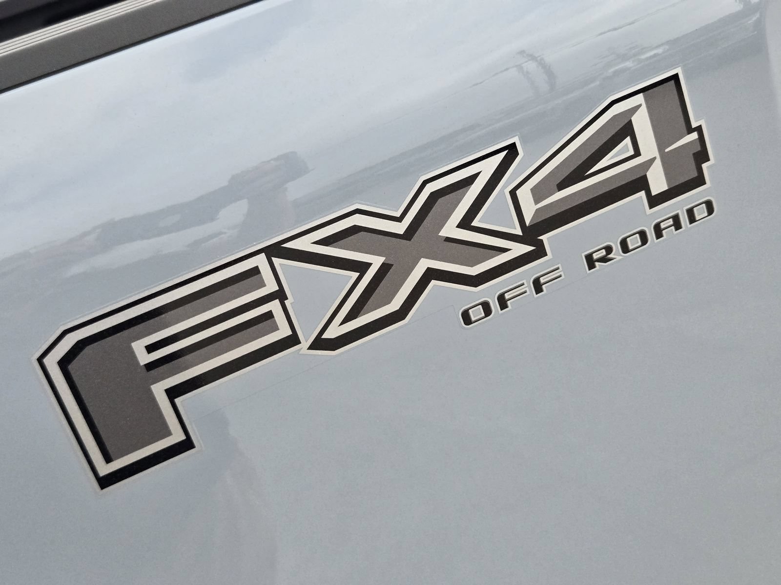 New 2026 Ford F250 Lariat w/ Black Appearance Package AWD/4WD image 12