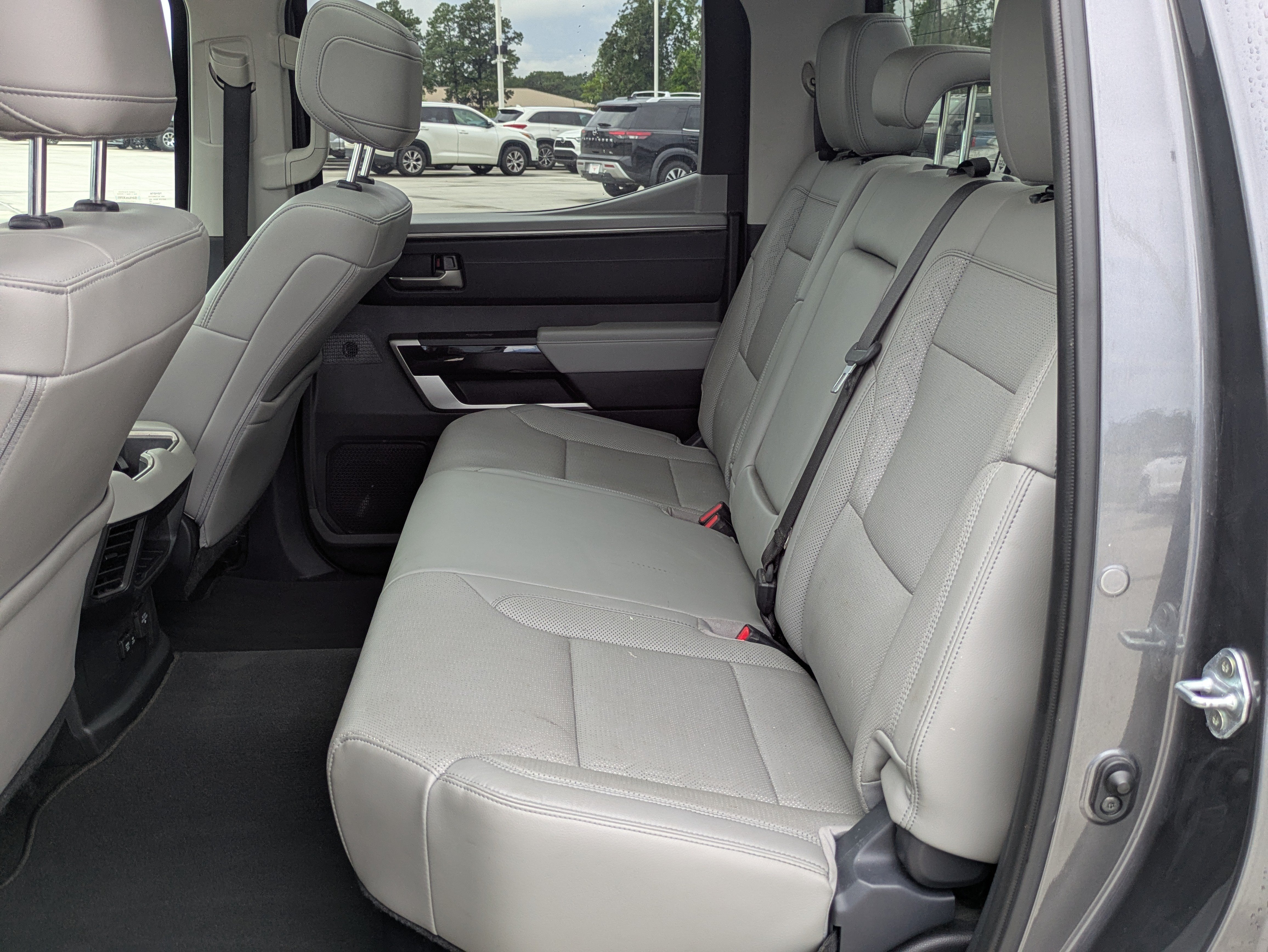 Used 2023 Toyota Tundra Limited w/ Power Package AWD/4WD image 15