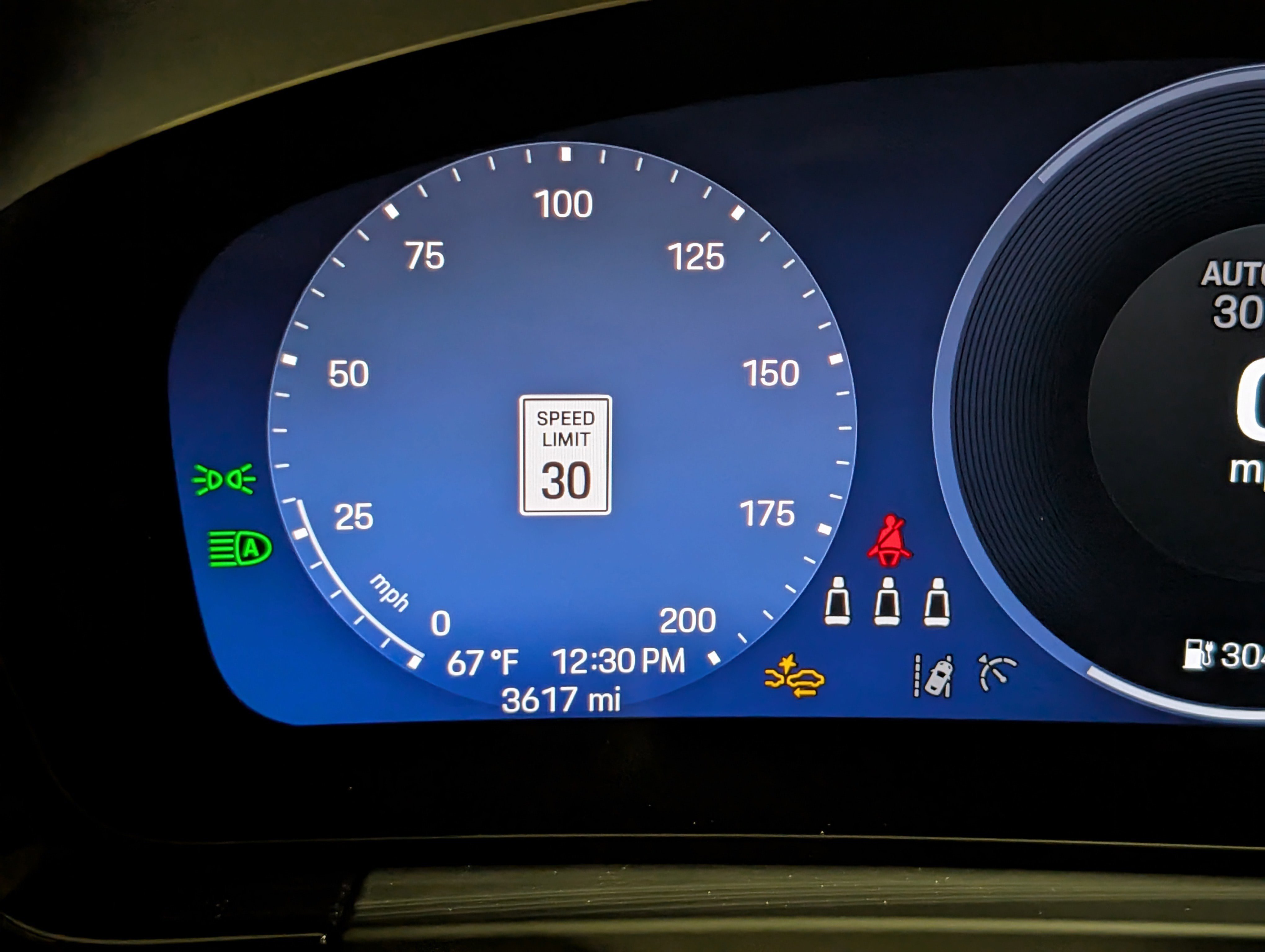 Used 2025 Porsche Macan 4 Electric image 35