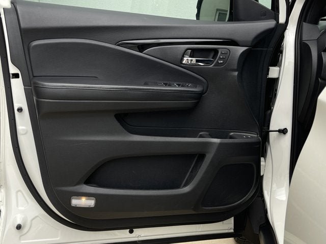 Used 2019 Honda Passport Elite image 9