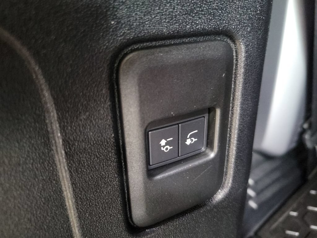 Used 2020 Land Rover Defender 110 X AWD/4WD image 30
